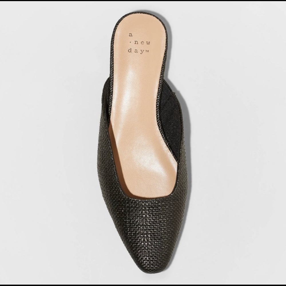Woman’s Black Mules